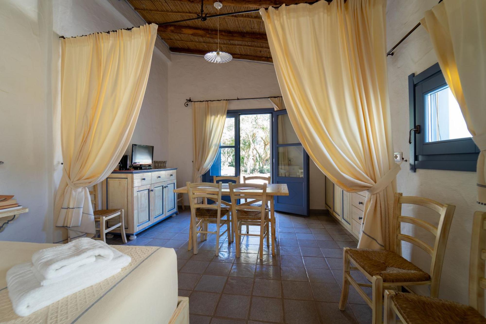 Residence Isola Dei Mori Sant'Antìoco Eksteriør billede
